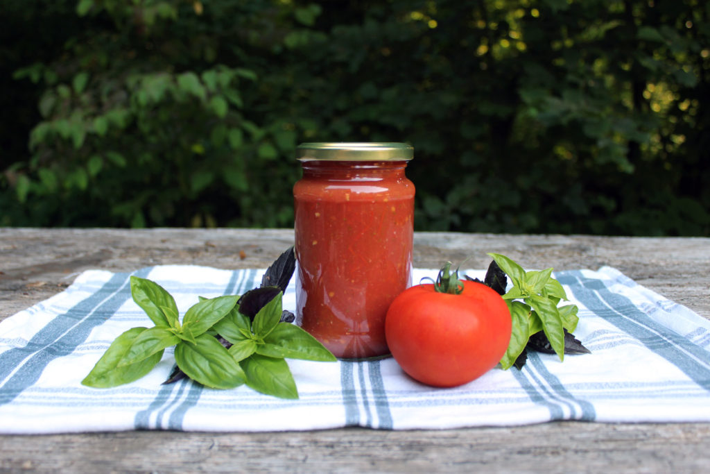 homemade tomato sauce recipe canned