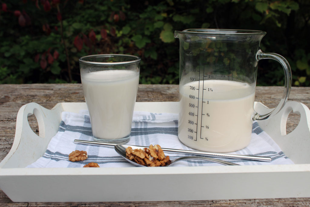 homemade nut milk walnut recipe